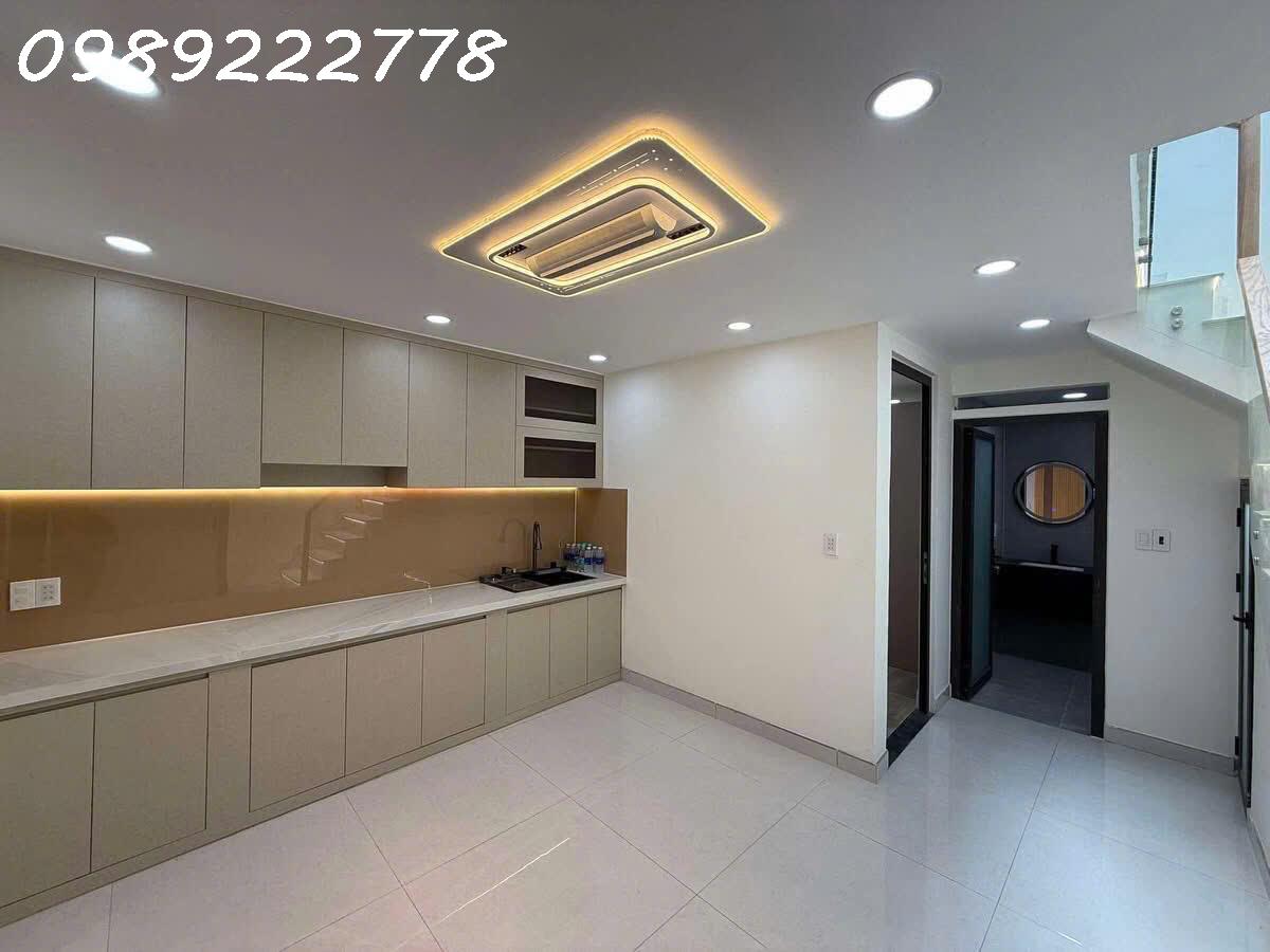 SIÊU PHẨM CHÀO MỪNG ĐẠI LỄ 30/4<br>BÁN GẤP TRONG 24H - NHANH TAY MỚI KỊP<br><br>NGUYỄN NGỌC NHỰT TÂN PHÚ - - Ảnh 1