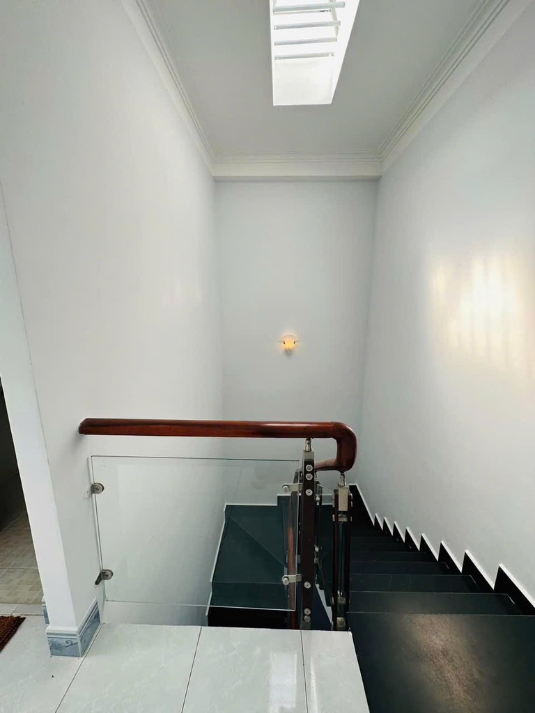 🏠 NHÀ ĐẸP QUANG TRUNG GV - GẦN HÃNG XE MERCEDES - HXH - DT 61M² - 4 TẦNG CHỈ 6.X TỶ - FULL NỘI THẤT - Ảnh 3