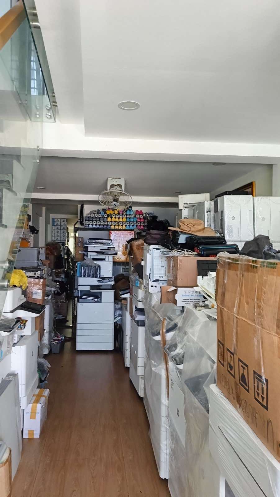 Nhà Quận 1 - Sát bên Bộ Công An - 70m2 - Giá chỉ 9.99 tỷ - Ảnh 2