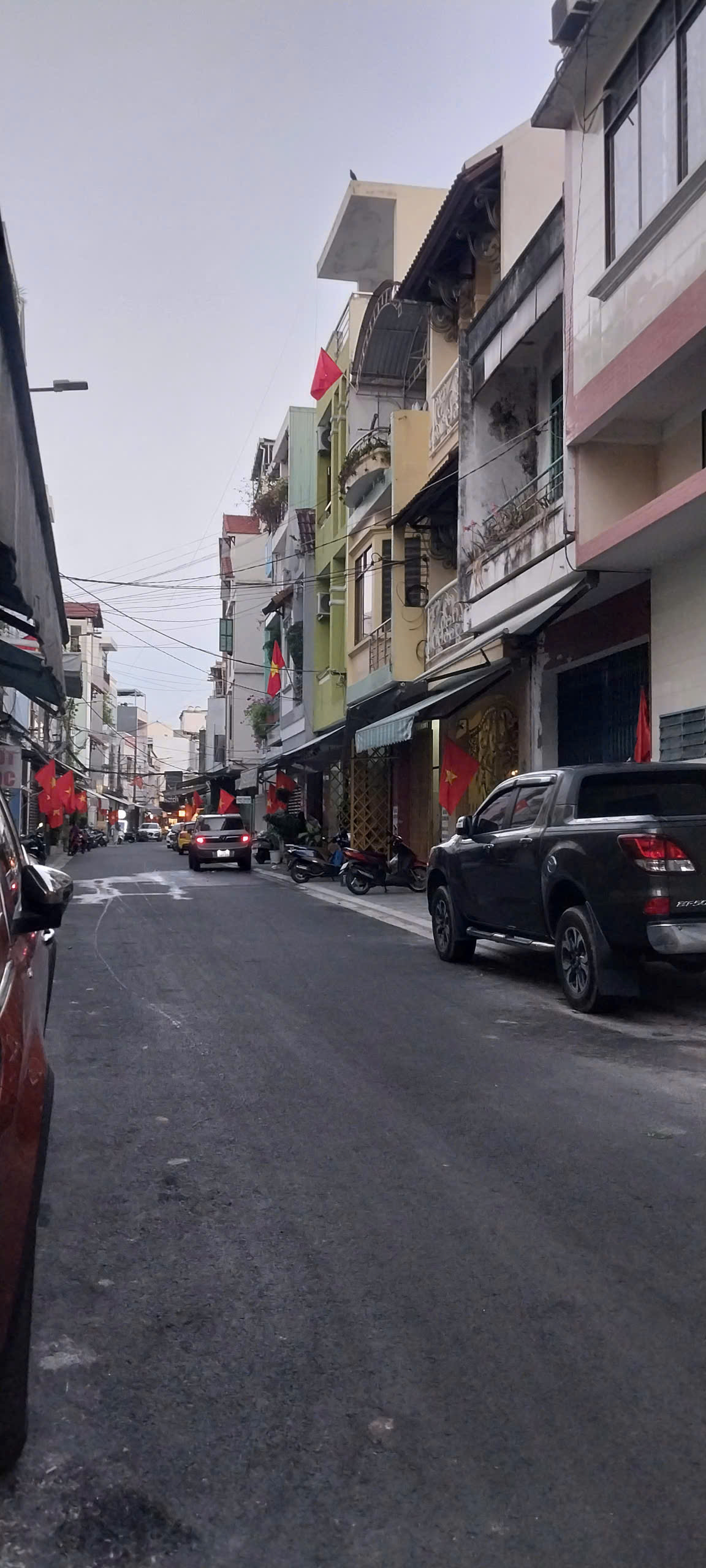 # Nhà 2 Mặt Tiền đường 5.5m gần Lê Đình Lý, 70m2, 2 căn nhà, kinh doanh Ngon, 6.6 tỷ - Ảnh 2