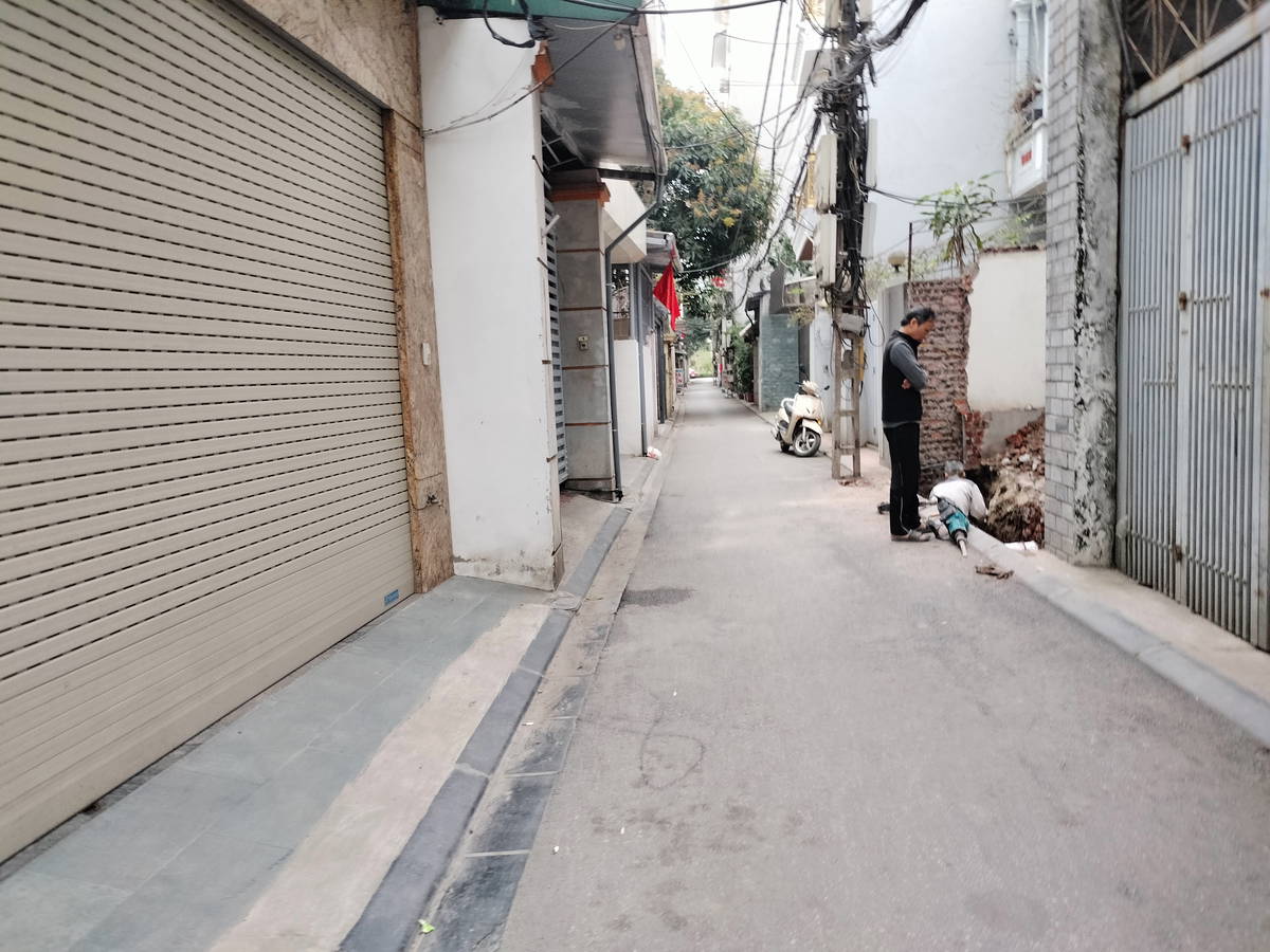 BÁN NHÀ MỚI  Ô TÔ VÀO NHÀ ĐẦU PHỐ Ngọc Thụy 51m2,X  5 tầng,mặt tiền 5m, 14.2 tỷ Long Biên. - Ảnh 1