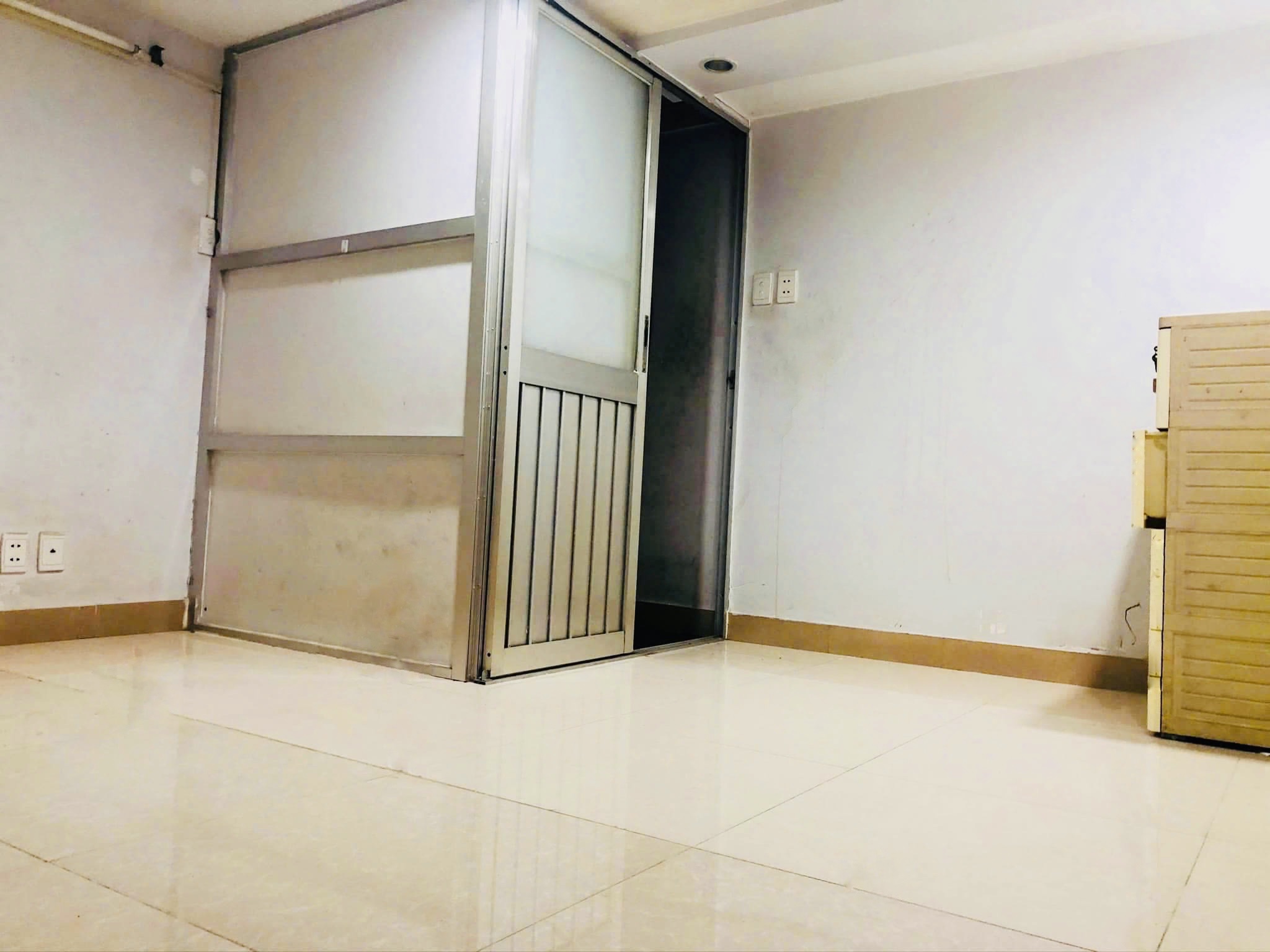 Chính Chủ cho thuê Nguyên Căn khu vực Quận 10 - Ảnh 2
