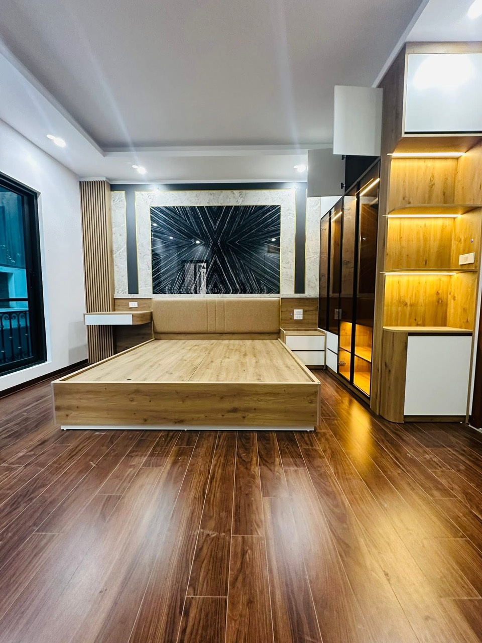 BÁN NHÀ ĐỘI CẤN - 6 TẦNG THANG MÁY, 2 THOÁNG, NGÕ NÔNG, 3 GÁC ĐỖ CỬA - GIÁ 7.5 TỶ - Ảnh 1