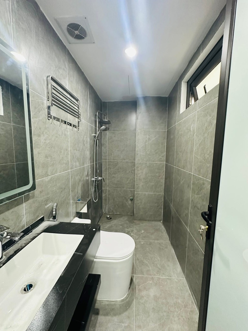 BÁN NHÀ ĐỘI CẤN - 6 TẦNG THANG MÁY, 2 THOÁNG, NGÕ NÔNG, 3 GÁC ĐỖ CỬA - GIÁ 7.5 TỶ - Ảnh 2
