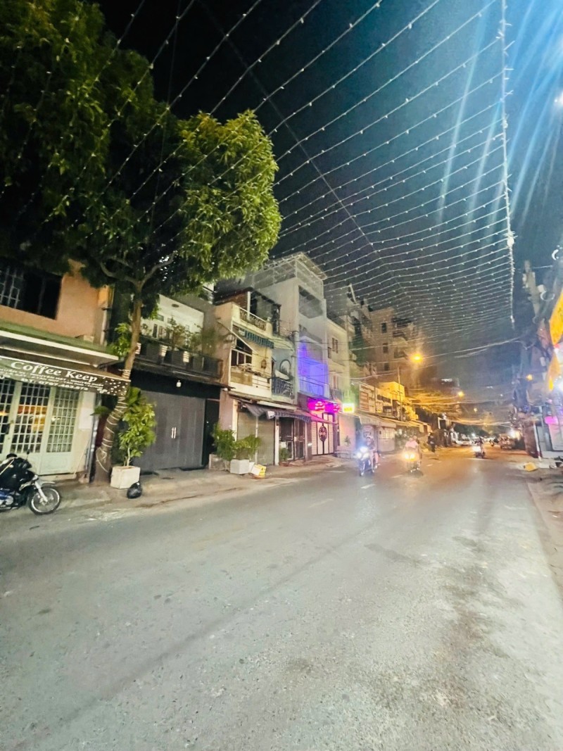 Bán Nhà 50m²  Đường Lê Sát, Quận Tân Phú, sát mặt tiền - Ảnh chính