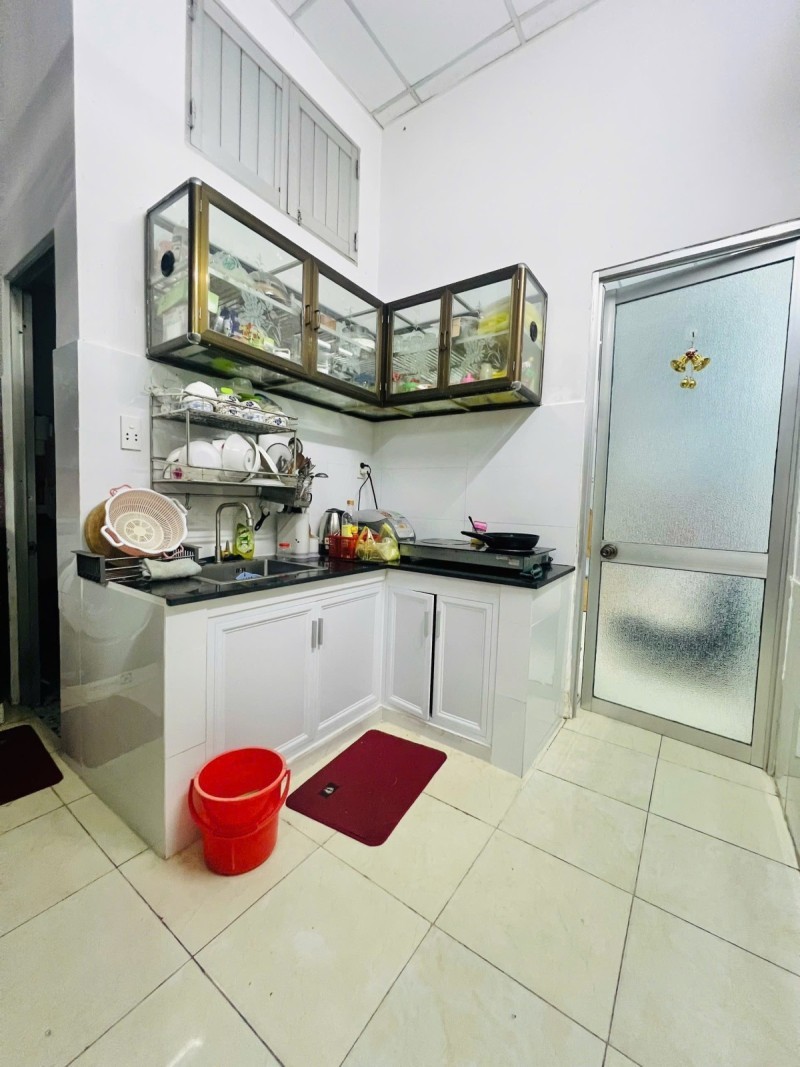 Bán Nhà 50m²  Đường Lê Sát, Quận Tân Phú, sát mặt tiền - Ảnh 2