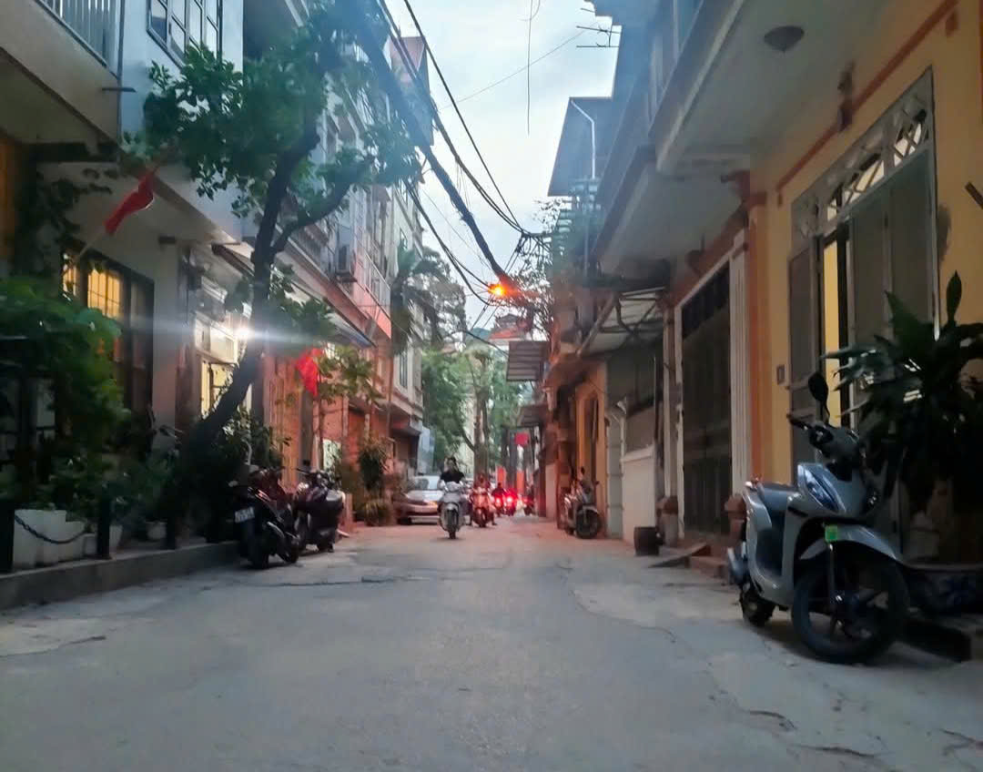 BÁN NHÀ LÔ GÓC TRẦN DUY HƯNG, DÂN XÂY 51M2, 6T THANG MÁY, ÔTÔ VÀO NHÀ, 17 TỶ HƠN - Ảnh 3