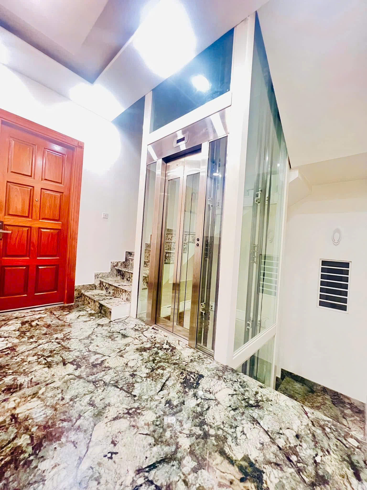 Bán nhà Mặt tiền Dương Đức Hiền - Lê Trọng Tấn, 7x23m, 5T - thang máy, 6PN, 27.9 tỷ - Ảnh 3