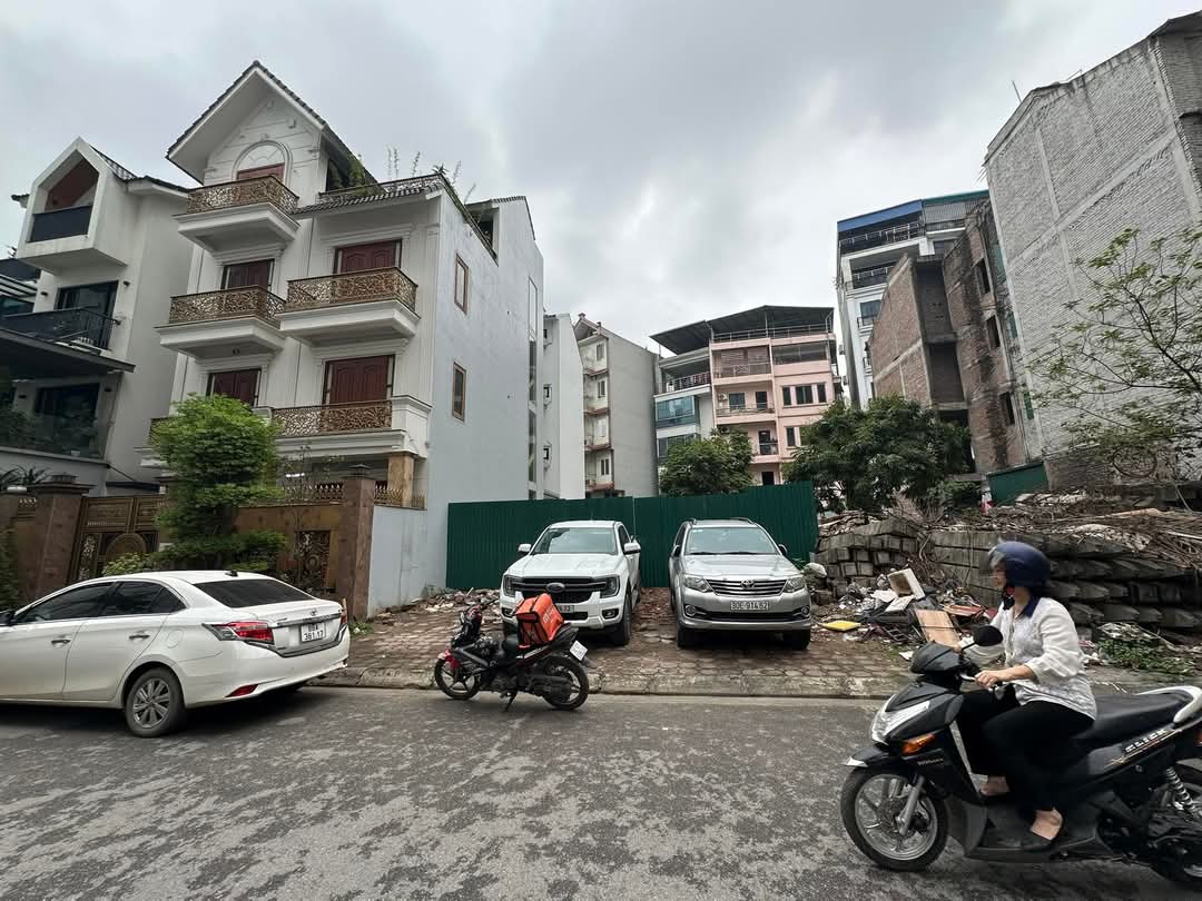 BÁN ĐẤT KĐT MỄ TRÌ THƯỢNG NAM TỪ LIÊM, Ô TÔ TRÁNH KINH DOANH ĐẦU TƯ. DT 426M2 GIÁ 128 TỶ - Ảnh 1