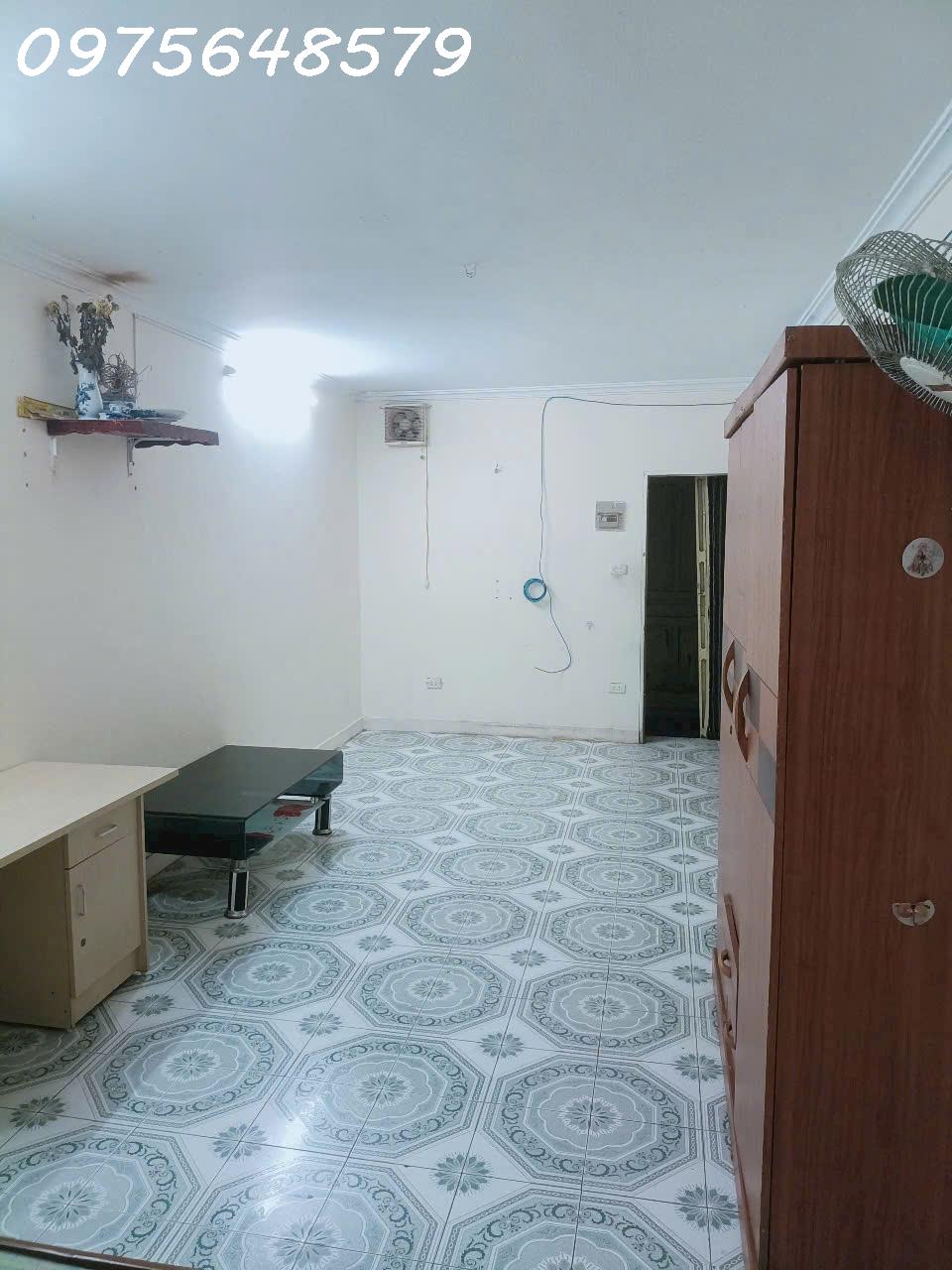 Bán gấp căn hộ Tập thể Vĩnh Hồ 60m Vị trí đẹp giá hợp lý - Ảnh chính