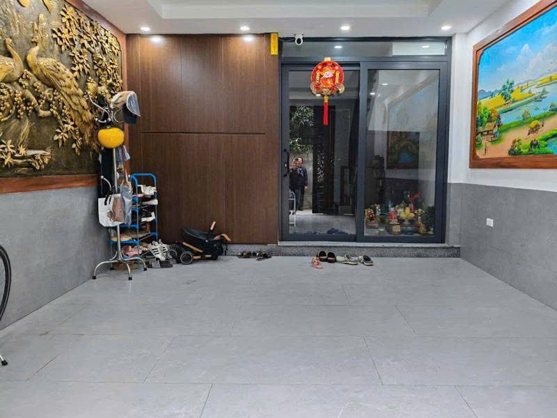 NHÀ ĐẸP - ĐC E Hưng Cần Bán Nhanh Căn Nhà Mặt Ngõ 85 Bát Khối, Long Biên, Hà Nội - Ảnh 2