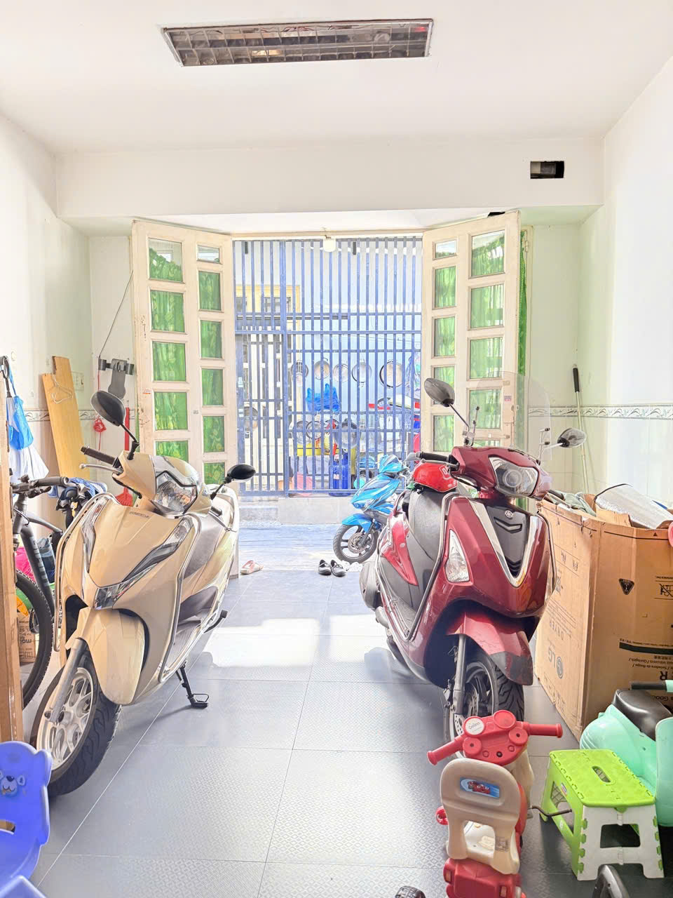 4.95 TỶ - NHÀ 2 TẦNG ĐẸP NGUYỄN NGỌC NHỰT, TÂN PHÚ - 53M2 - 4 X 14M - HẺM XE HƠI - SỔ VUÔNG, THUÊ - Ảnh 1