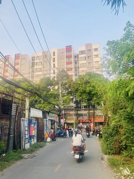 NHÀ C4 74M2  - HẺM TẢI THÔNG VỊ TRÍ ĐẮC ĐỊA NGAY CANH AEON TÂN PHÚ NHỈNH 5 - Ảnh chính