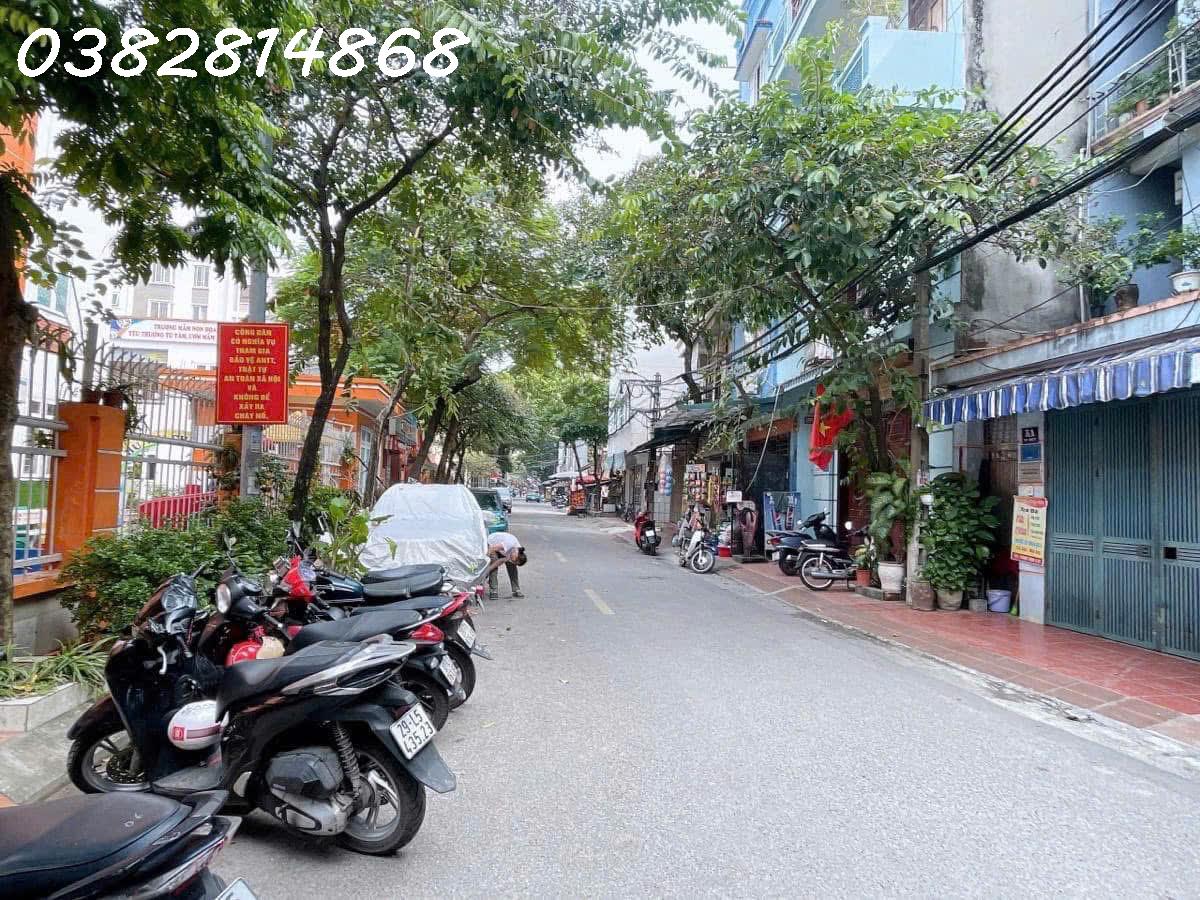 BÁN GẤP MẢNH ĐẤT ĐẸP TẠI XUÂN ĐỈNH-DT 440M²- MẶT TIỀN 13M - GIÁ CỰC SỐC CHỈ 150 TRIỆU/M² -OTO TRÁNH - Ảnh chính