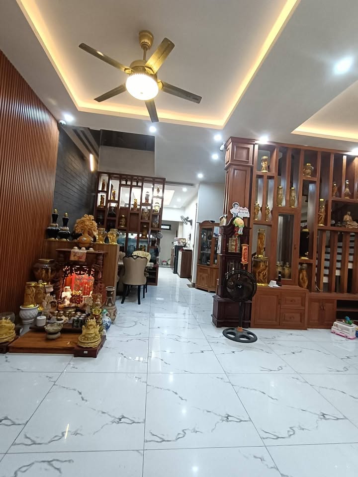 BIỆT THỰ GIÁ RẺ - DT 192M2, NỘI THẤT XỊN, ĐƯỜNG 5M5 KHU TDC HOÀ LIÊN - CHỈ 4.7X TỶ - Ảnh chính