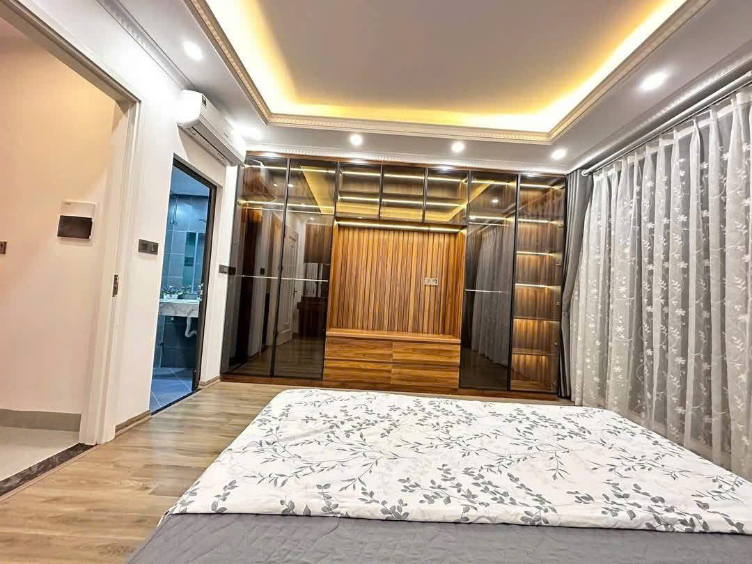 YÊN HOÀ -  CẦU GIẤY - NHÀ ĐẸP, MỘT BƯỚC RA PHỐ - 30M ,5TẦNG - NỘI THẤT SANG XỊN . GIÁ 7.95 TỶ - Ảnh 2