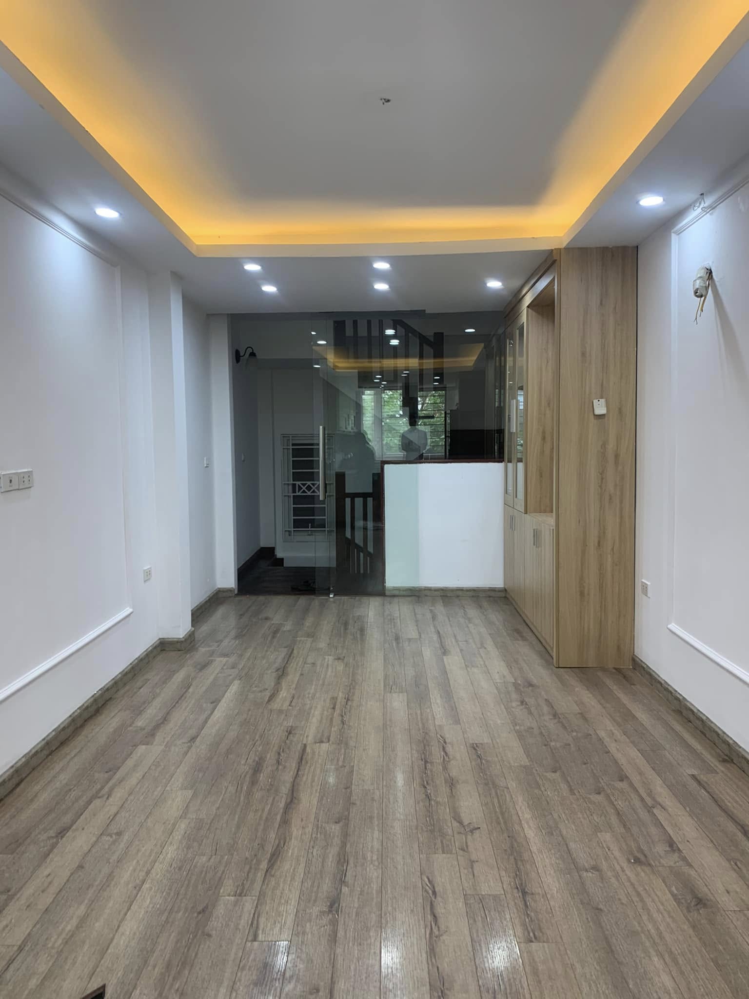 NHÀ ĐẸP PHẠM NGỌC THẠCH, QUẬN ĐỐNG ĐA, 40M2, 6T, NGÕ TO NHƯ PHỐ – GẦN VINCOM, GẦN CÁC BV VÀ ĐH LỚN - Ảnh chính