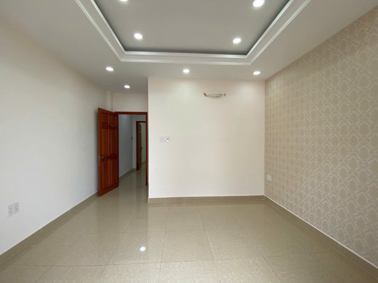 BÁN 2 CĂN NHÀ 3.5 TẦNG KHU ĐỒNG BỘ MẶT TIỀN 914 QUỐC LỘ 13, NGAY CHỢ ĐẦU MỐI THỦ ĐỨC - Ảnh 3