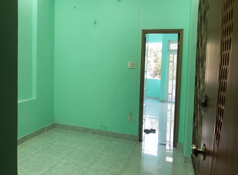 Bán nhà mặt tiền kinh doanh Nguyễn Thái Bình, P4, Tân Bình, 72m2, 3 tầng. 6 phòng ngủ - Ảnh 3