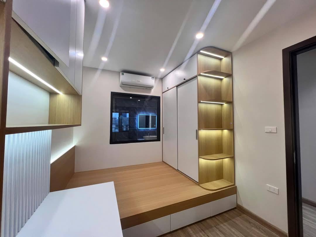 SIÊU PHẨM NHÀ ĐẸP, TT THẠCH BÀN, LB 🔰DT: 60m2🔹8 Tầng Thang Máy🔹4m MT 💰 Giá: 18.5 Tỷ - Ảnh 4