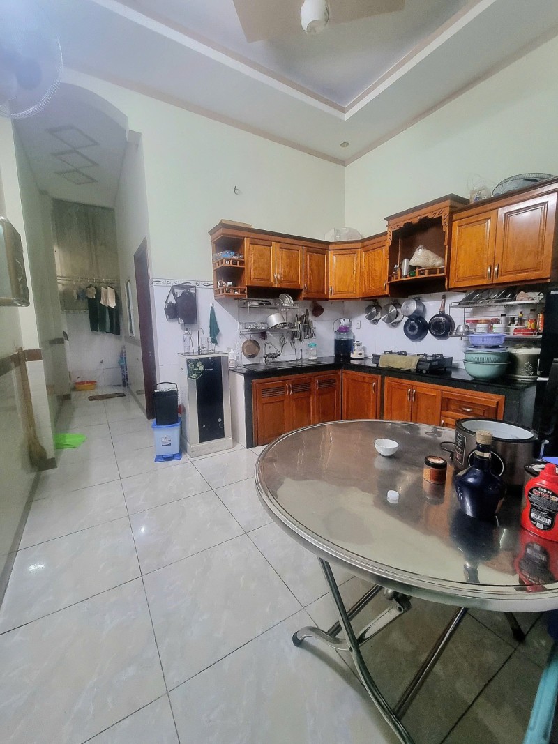 Bán nhà 1 Trệt 1 Lầu Đông Hòa,đường xe hơi vào tận nhà,cách đường lơn 50m - Ảnh 2