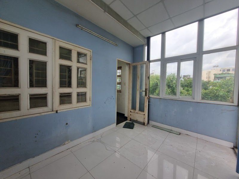 BÙI ĐÌNH TÚY (ĐANG CHO THUÊ 10 TRIỆU/Thg) - VÀI BƯỚC RA MẶT TIỀN - SỔ VUÔNG A4 -NHÀ  3 TẦNG, 4PN - - Ảnh 1