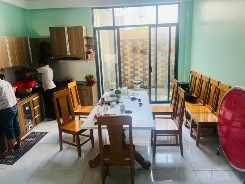 Bán nhà 86m², 5PN, 5WC, 4 tầng, Q.9, 8.6 tỷ, sổ hồng - Ảnh 1