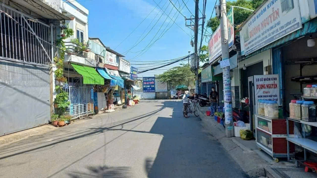 Bán Đất Tặng Nhà Mặt Tiền Đường Số 4, Hiệp Bình Phước, Thành Phố Thủ Đức - Ảnh 2