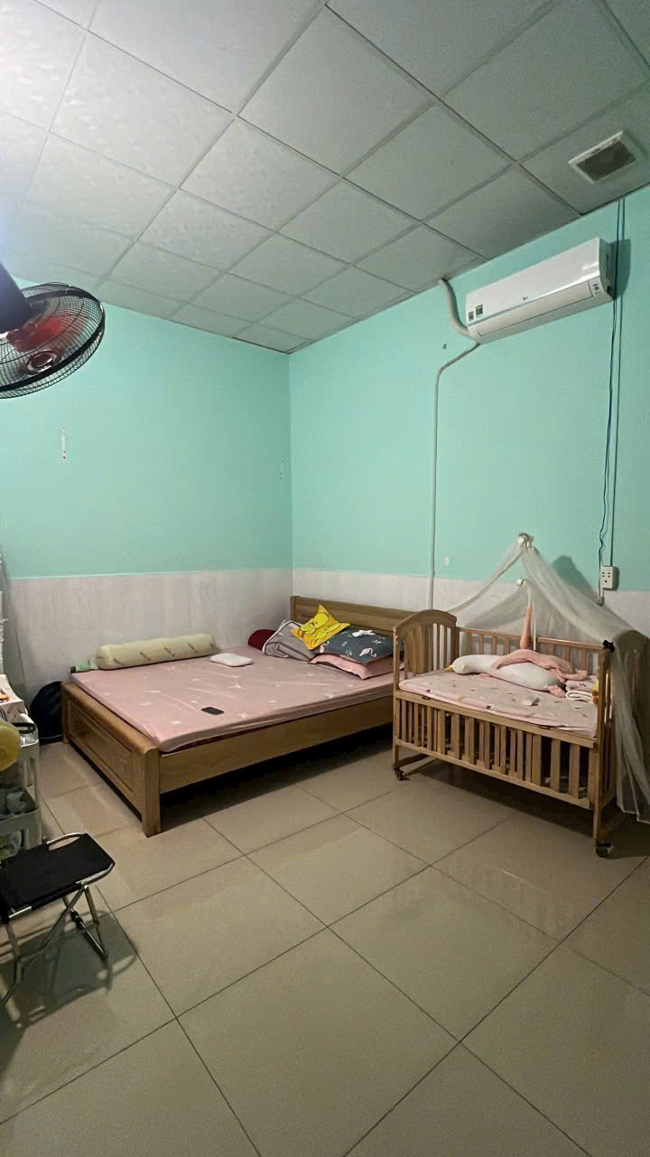 Cho Thuê nhà gần chợ 26, Khu Quân Đoàn 4, đường lớn, chỉ 5,5tr - Ảnh 2