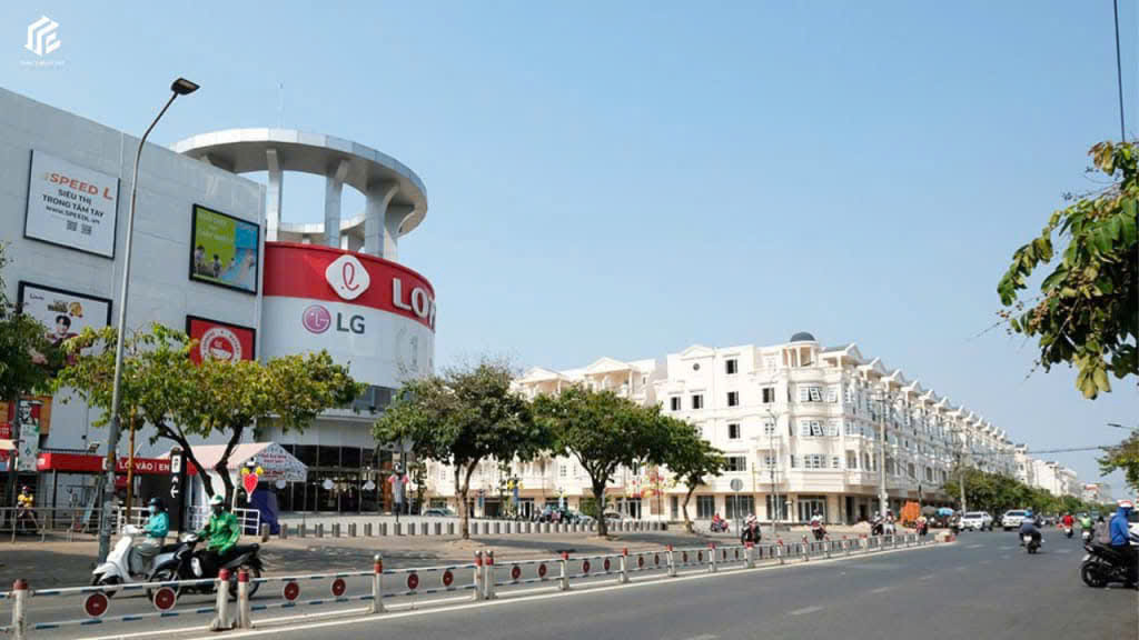 Bán nhà MTKD HIẾM ngang 9M 180m2 Nguyễn Văn Lượng 3 tầng gần KDC Cityland chỉ 31.5 tỷ. - Ảnh 1