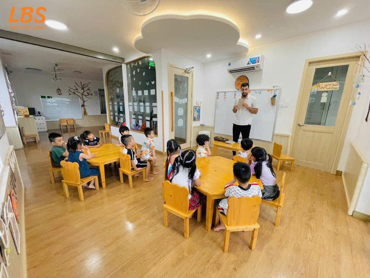 Bán nhà MTKD HIẾM ngang 9M 180m2 Nguyễn Văn Lượng 3 tầng gần KDC Cityland chỉ 31.5 tỷ. - Ảnh 3