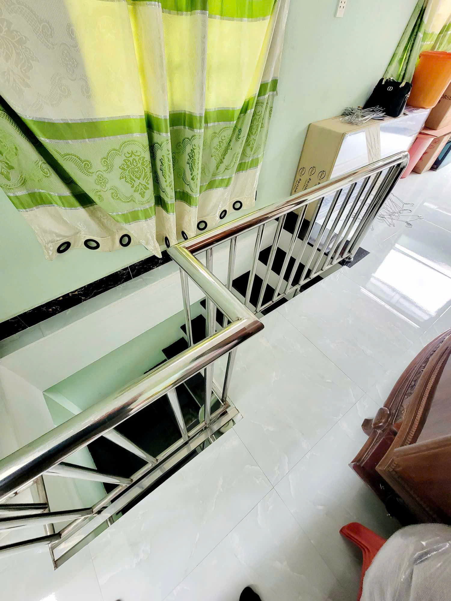 ► Nhà 2 tầng 2 mê đúc cứng, Kiệt thẳng 60m ra đường Nguyễn Trãi, Phố Chợ Hải Châu 1.63 tỷ - Ảnh chính