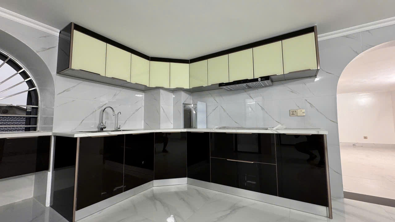Cho thuê tầng 2,3,4 căn biệt thự mới 100% địa chỉ BT35 đường Trịnh Kiểm, phường Quảng Thành, TPTH ( - Ảnh 3