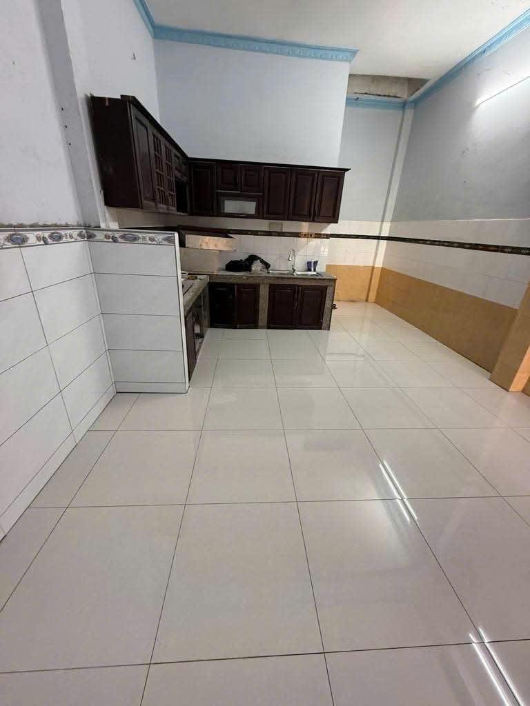--Bán nhà mặt tiền Quảng Hiền, phường 11, Tân Bình; (5*16); 9,5 tỷ - 2 tầng - Ảnh 3