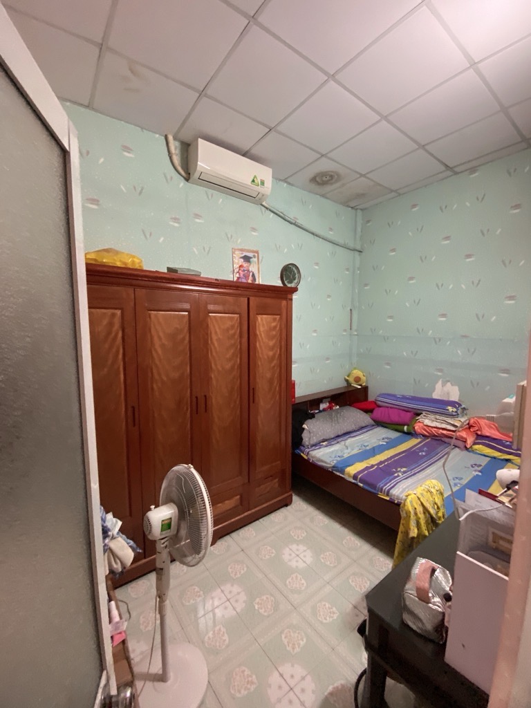 Nhà bán trệt, lầu - hẻm 8m xe tải chợ Rạch Ông đường Nguyễn Thị Tần P2Q8. 7tỷ8 TL 64.8m2-(4,3 x 15) - Ảnh 1