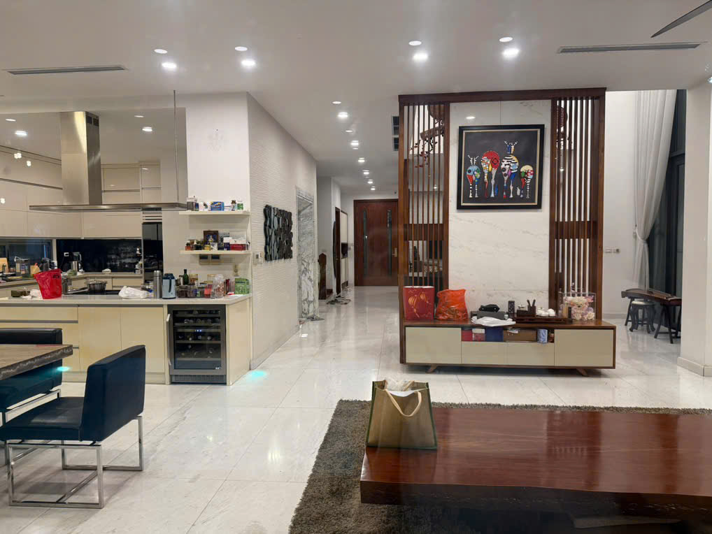Bán biệt thự lô góc Hoa Sữa Vinhome Riverside Long Biên rộng 600m view sông có bể bơi - Ảnh 4