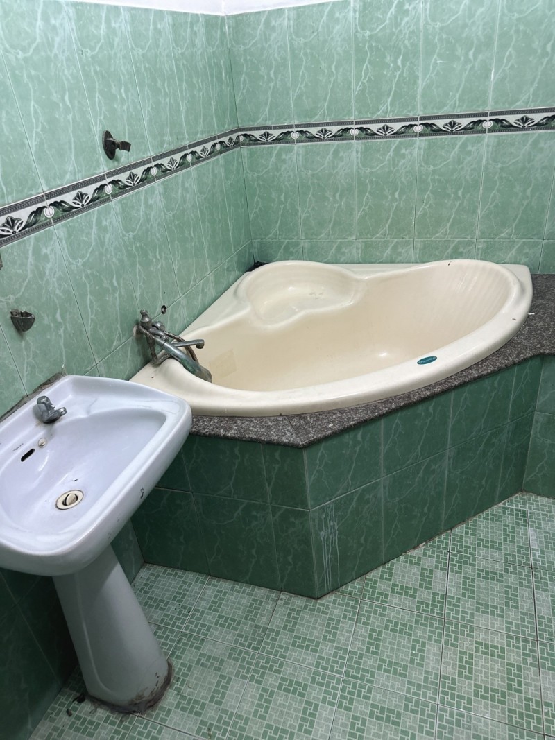 Bán nhà 88m2, Hẻm xe tải 6m Đường Lê Thúc Hoạch, Quận Tân Phú - Ảnh 4
