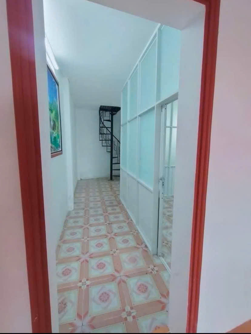 Bán gấp nhà 99m2 có SHR Tân hiệp Hóc môn Giá 720tr. Bán gấp trong tuần. lh 0796666342 - Ảnh chính