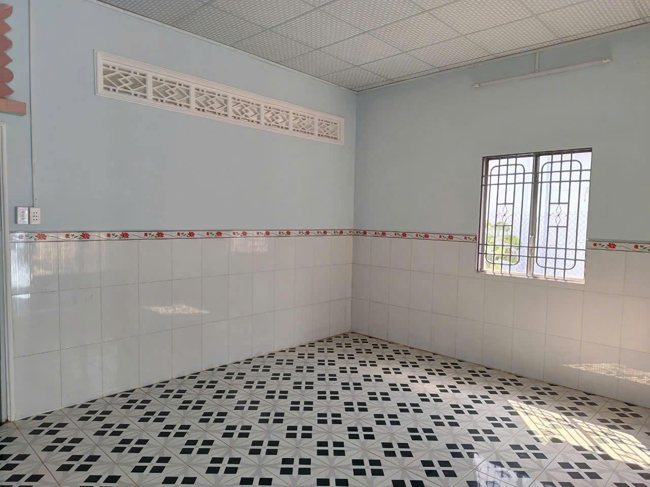 Bán gấp nhà 126m2 Chỉ 630tr Có SHR Đ. Lê Minh Nhựt Tân An Hội Củ Chi. LH 0796666342 - Ảnh chính