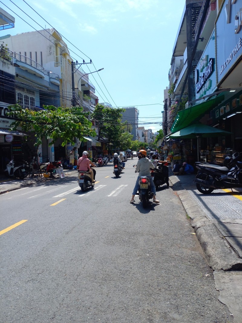 ♥ MT Phan Huy Ích gần EuroVilla Sông Hàn, 68m2, ngang 6.6, 3 tầng đúc cứng, 5PN, 6.5 tỷ - Ảnh 2