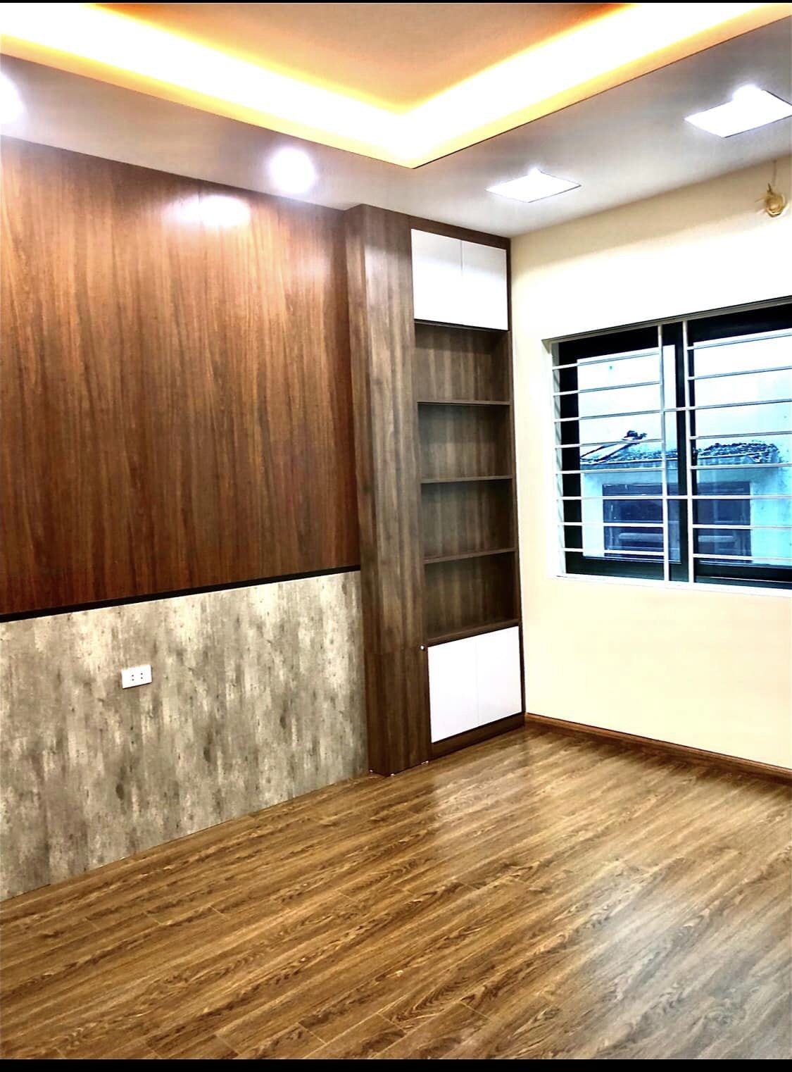 Bán nhà Khương Đình, DT 40m2 x 7T, MT 8m, thang máy - Ảnh 1
