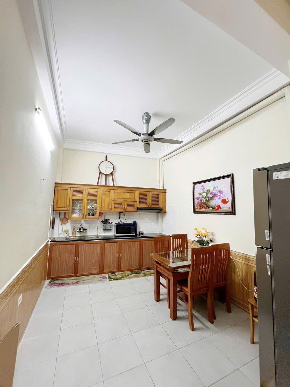 BÁN NHÀ PHÂN LÔ 93 HOÀNG VĂN THÁI - DT: 52x5T. MT: 5.3m. Ga ra oto - Ảnh 2