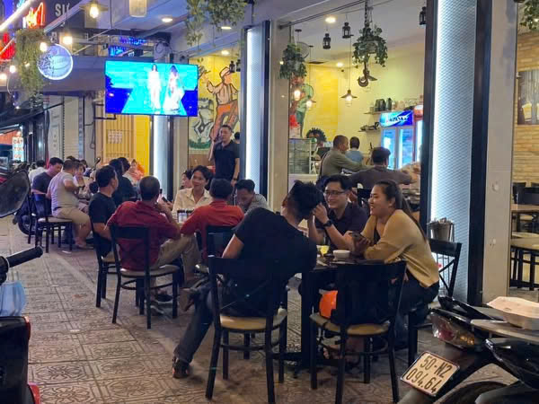 SANG QUÁN NHẬU BIA ĐỨC – HOẠT ĐỘNG 10 NĂM – MẶT TIỀN TRƯỜNG SA, QUẬN 3 - Ảnh 3