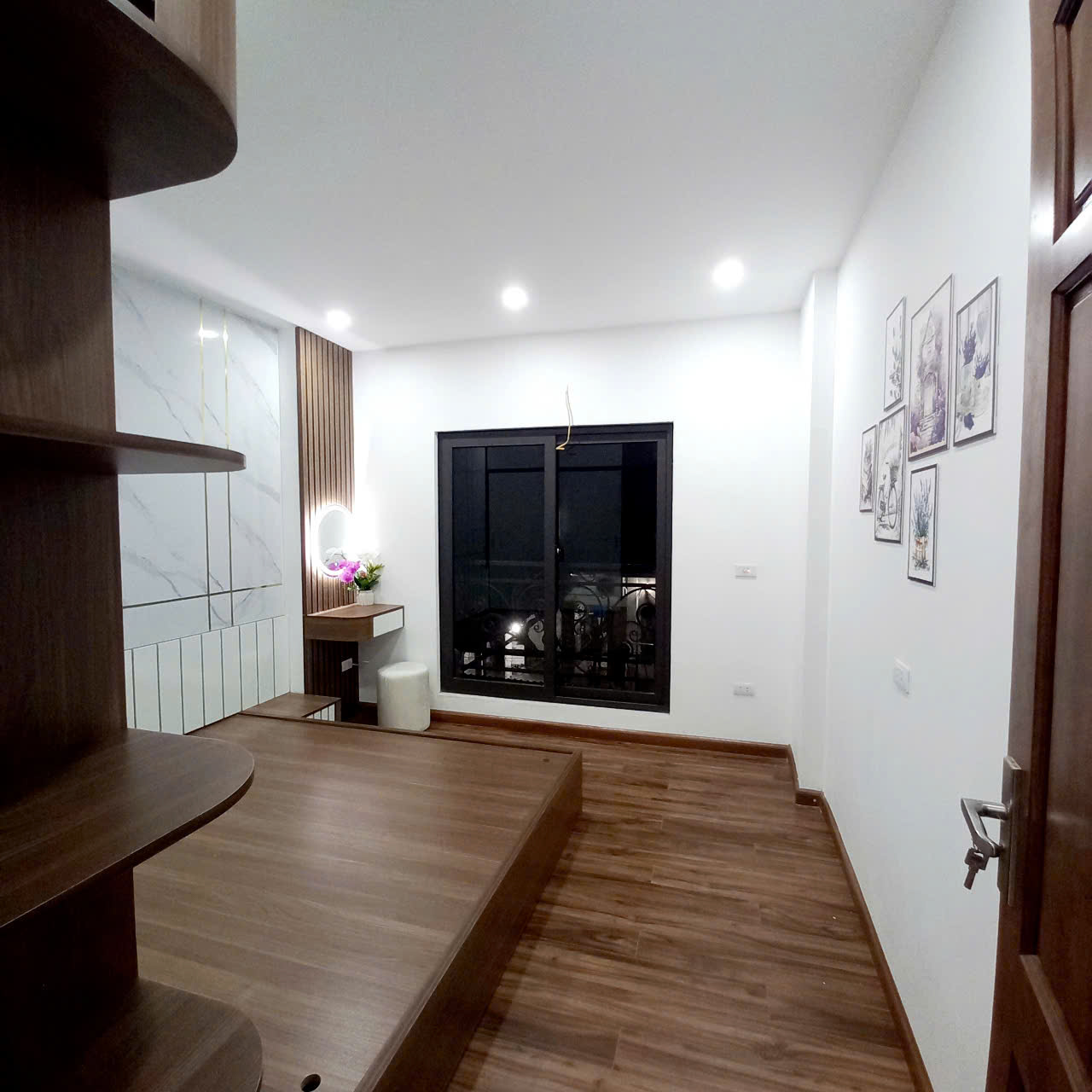 Nhà Vĩnh Quỳnh ngõ nông rộng, nằm vị trí trung tâm tiện ích ngập tràn 3,9 tỷ - Ảnh 3