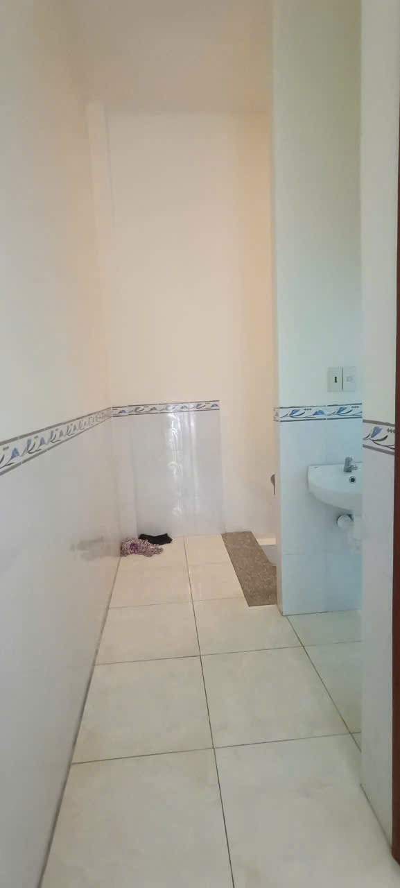 Nhà 8 triệu 2 phòng ngủ gần chợ An Khánh thuận lợi cho việc kinh doanh - Ảnh 3