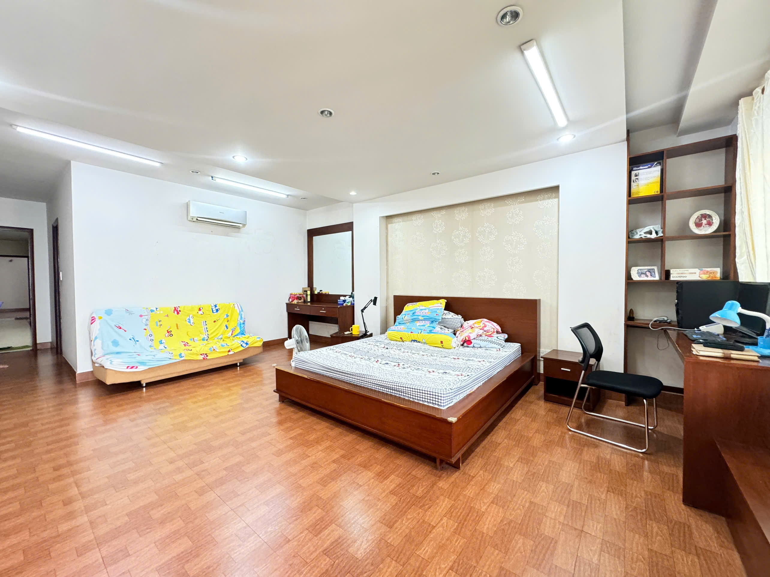 Bán Biệt Thự KDC Nam Long, Tân Thuận Đông<br>Q7, 120M2, 4PN chỉ 18,2 tỷ - Ảnh 1