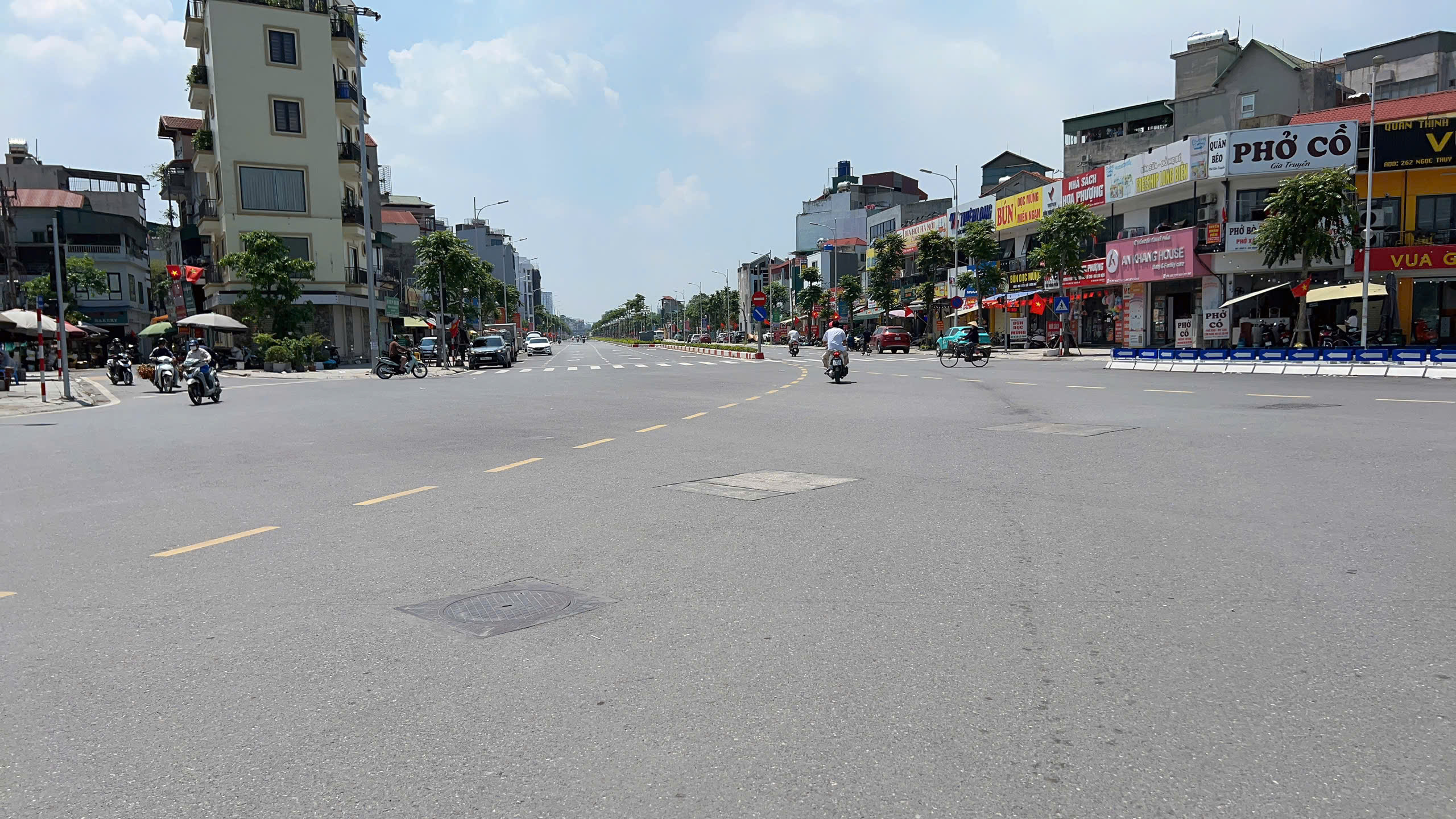 DUY NHẤT MẢNH ĐẤT VÀNG PHỐ GIA THƯỢNG 80M, MT6M, THÔNG SỐ KIM CƯƠNG,VÔ VÀN TIỆN ÍCH - Ảnh chính