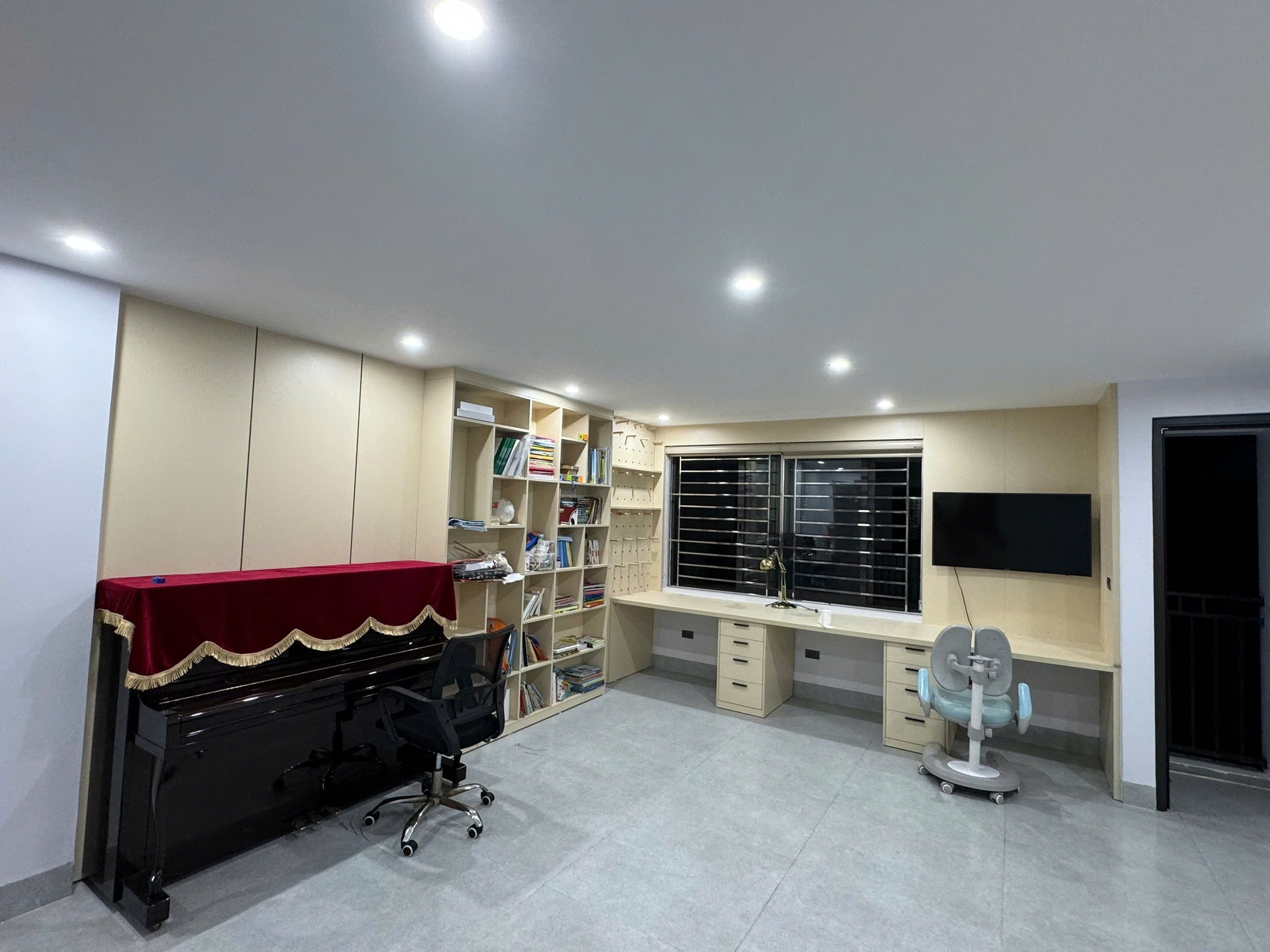 Bán nhà Lê Văn Hưu, 72m2, 7 tầng thang máy, 39 tỷ, ô tô 2 chiều, kinh doanh đỉnh - Ảnh 3