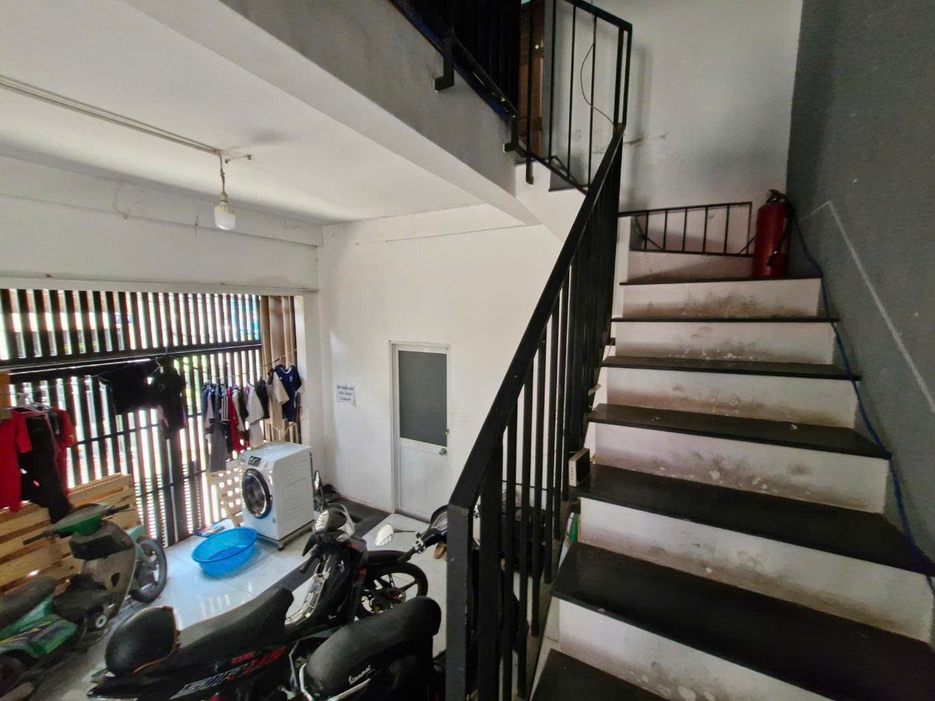 BÁN NHÀ 3 TẦNG – XE HƠI VÀO TẬN NHÀ – TRẦN XUÂN SOẠN, QUẬN 7<br>Diện tích: 5.5x 14m. GIÁ NHỈNH 11 TỶ - Ảnh 2
