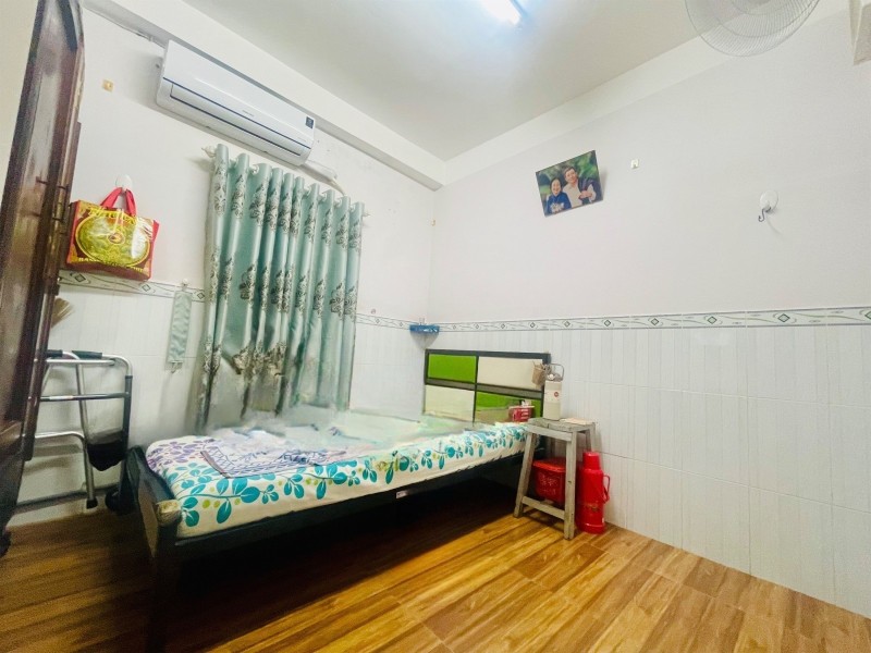 Bán nhà 4 tầng, 142m², 4PN, 3WC, Linh Xuân, Thủ Đức - 4.95 tỷ - Ảnh 2